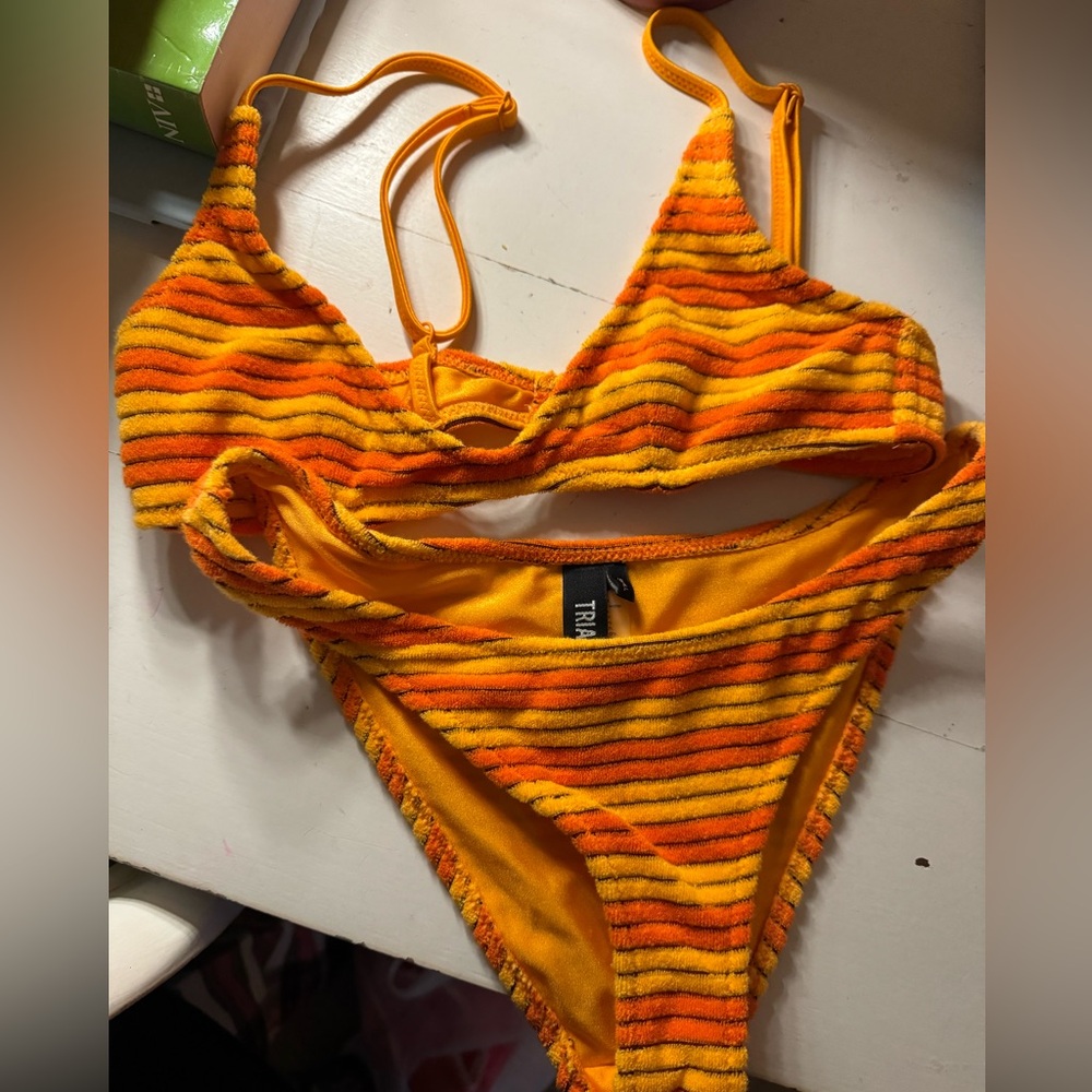 Triangl for sale